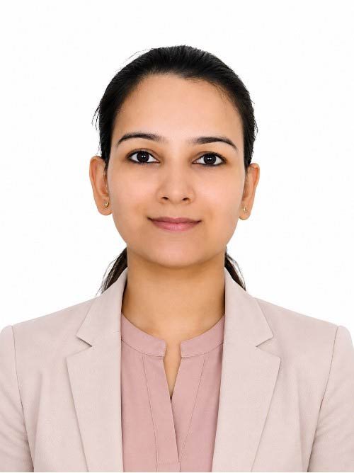 Dr. Vijaylakshmi Singla, Periodontist & Implantologist at Pristine Dental, Chandigarh